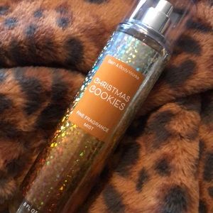 Bath body works Christmas cookies mist 8 fl oz